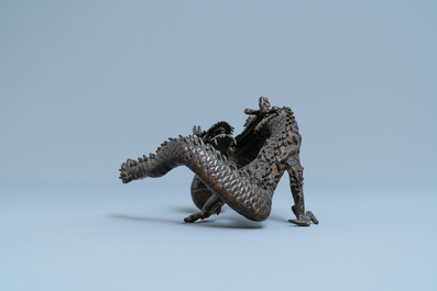 Un mod&egrave;le d'un dragon en bronze, Japon, Meiji, 19&egrave;me