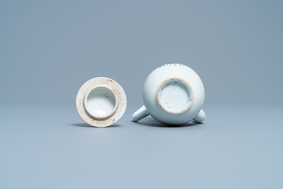 Une chocolati&egrave;re armori&eacute;e en porcelaine de Chine aux armes de van Rheden, Qianlong