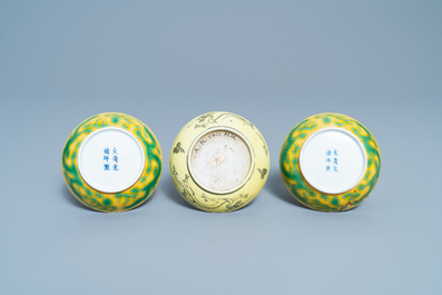 Three Chinese yellow-ground saucer dishes, 19/20th C.