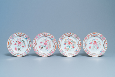 Huit assiettes en porcelaine de Chine famille rose, Qianlong