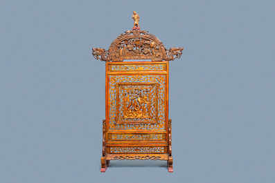 A Chinese gilt carved wood screen for the Straits or Peranakan market, 19th C.