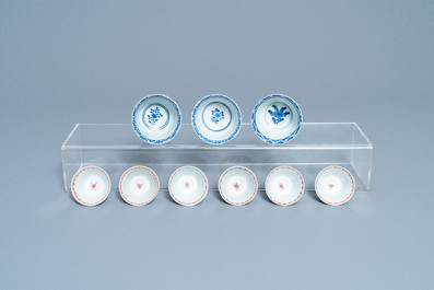 Une collection vari&eacute;e de tasses et soucoupes en porcelaine de Chine famille rose et en bleu et blanc, Qianlong et 19&egrave;me