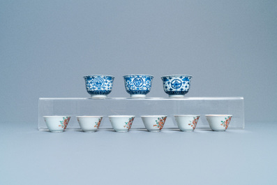 Une collection vari&eacute;e de tasses et soucoupes en porcelaine de Chine famille rose et en bleu et blanc, Qianlong et 19&egrave;me