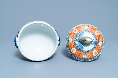 A Chinese Imari-style tureen and cover after Cornelis Pronk: 'Dames au parasol', Qianlong