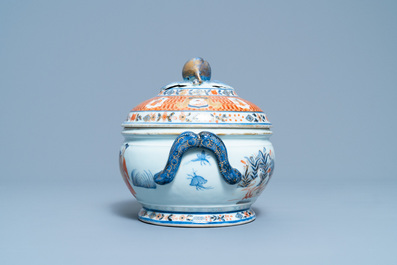 A Chinese Imari-style tureen and cover after Cornelis Pronk: 'Dames au parasol', Qianlong