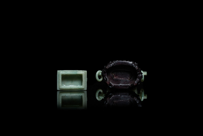 Een Chinese jade dekselvaas, Qing