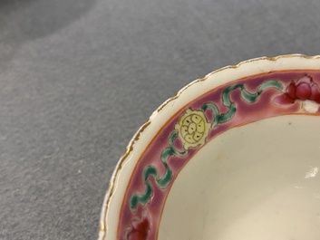 Dix bols et deux soucoupes en porcelaine de Chine famille rose pour le march&eacute; Straits ou Peranakan, 19&egrave;me