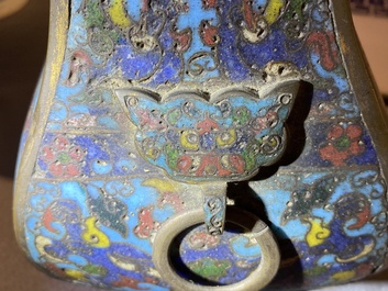 A Chinese cloisonn&eacute; 'fanghu' vase, Wanli