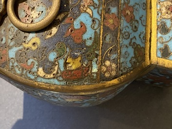 A Chinese cloisonn&eacute; 'fanghu' vase, Wanli