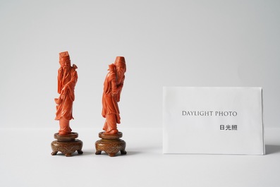 Deux figures d'immortels en corail rouge, Chine, 19/20&egrave;me