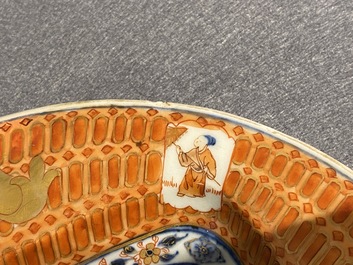 A Chinese Imari-style tray after Cornelis Pronk: 'Dames au parasol', Qianlong