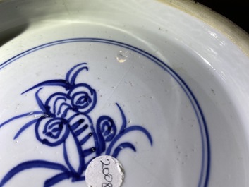 A large Chinese famille verte 'antiquities' bowl, Kangxi
