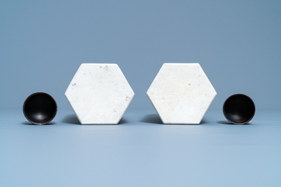 A pair of Chinese hexagonal famille verte tea caddies, Kangxi