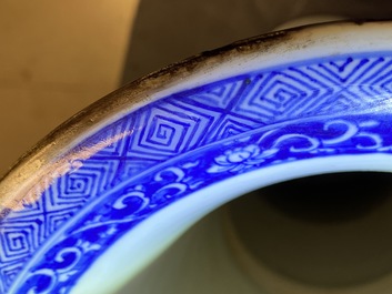 A pair of large Chinese blue and white 'Long Eliza' beaker vases, Kangxi