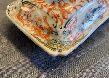 A Chinese famille rose rectangular 'Mandarin' teapot and cover, Qianlong