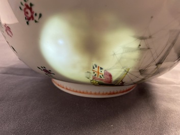 Een Chinese famille rose kom met Britse schepen, Qianlong
