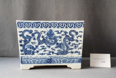 A square Chinese blue and white 'dragon' jardini&egrave;re, 19th C.