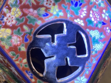 A rare Chinese reticulated famille rose revolving vase, 19/20th C.