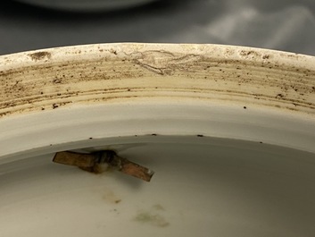 A Chinese blue and white bowl with antiquities design, Kangxi