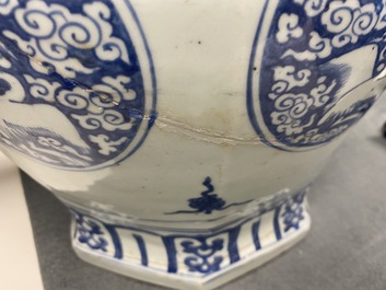 A Chinese blue and white 'cranes' vase, Jiajing