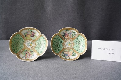 A pair of Chinese quadrilobed Meissen-style AR-marked cups and saucers, Tongzhi