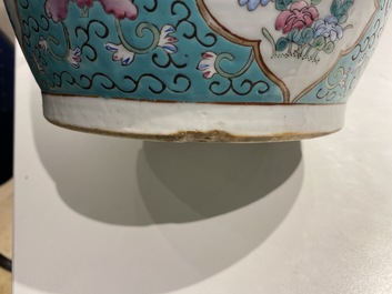 A Chinese yellow-ground famille rose 'warrior' vase, 19th C.