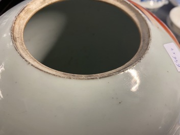 Vier Chinese vazen met ijzerrood decor van boeddhistische leeuwen, 19/20e eeuw