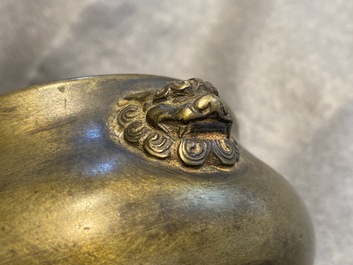 A Chinese bronze censer, Xuande mark, 17/18th C.