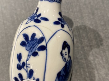 Four Chinese blue and white miniature vases and a huqqa base, Kangxi