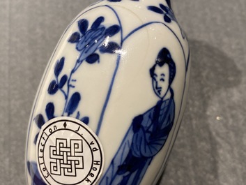 Four Chinese blue and white miniature vases and a huqqa base, Kangxi