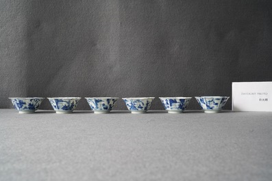Zes Chinese blauw-witte hexagonale koppen en schotels, Kangxi