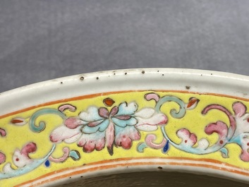 A Chinese turquoise-ground famille rose jardini&egrave;re, 19th C.
