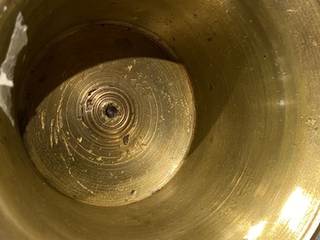Un bougeoir en bronze, Flandres ou Pays-Bas, 16&egrave;me