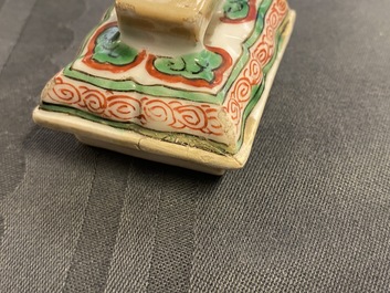A Chinese famille verte teapot and cover, Kangxi
