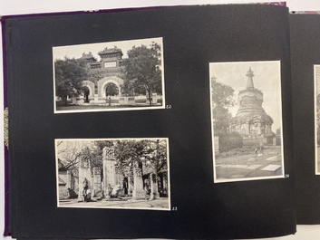Un album de photos en noir et blanc d'un voyage en Chine, vers 1900-1920