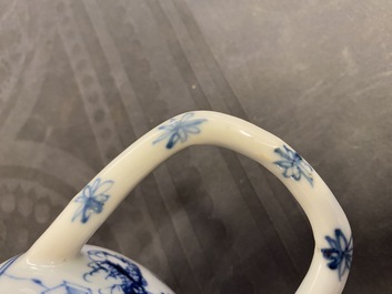 A Chinese blue and white lime pot for the Vietnamese market, Kangxi
