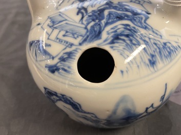 A Chinese blue and white lime pot for the Vietnamese market, Kangxi