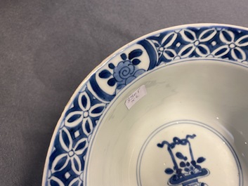 A pair of Chinese blue and white bowls, Kangxi