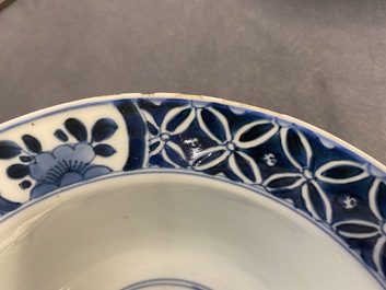 A pair of Chinese blue and white bowls, Kangxi
