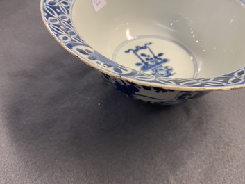 A pair of Chinese blue and white bowls, Kangxi