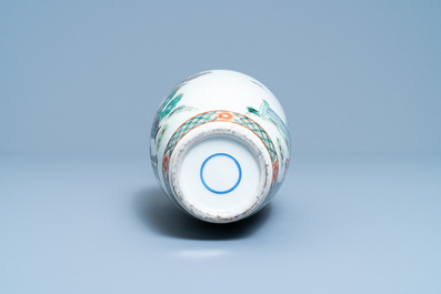 A Chinese famille verte 'warriors' vase, 19th C.