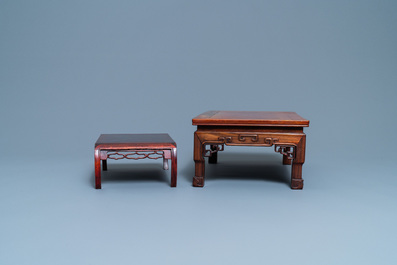 Cinq socles en bois sculpt&eacute;, Chine, 19/20&egrave;me