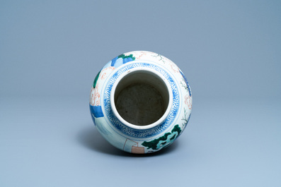 A Chinese wucai vase with equestrian scenes, 19th C.