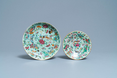 Een Chinees Canton famille rose theeservies met celadon fondkleur, 19e eeuw