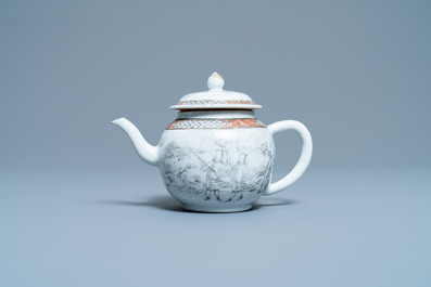 Une th&eacute;i&egrave;re couverte en porcelaine de Chine &agrave; d&eacute;cor en grisaille de chasseurs europ&eacute;ens, Yongzheng