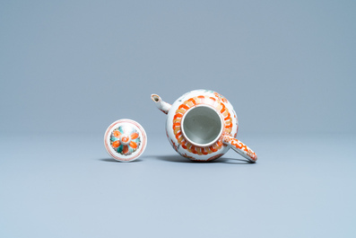 A Japanese Arita teapot and cover, Edo, 18th C.