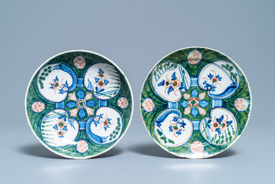 Un ensemble en fa&iuml;ence de Delft polychrome &agrave; d&eacute;cor 'quatre coeurs', 1&egrave;re moiti&eacute; du 18&egrave;me