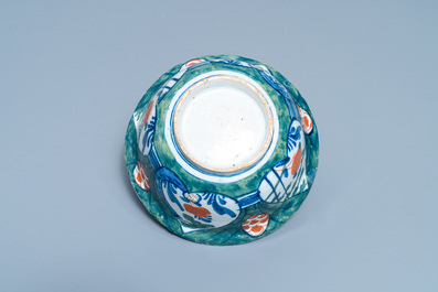 Un ensemble en fa&iuml;ence de Delft polychrome &agrave; d&eacute;cor 'quatre coeurs', 1&egrave;re moiti&eacute; du 18&egrave;me