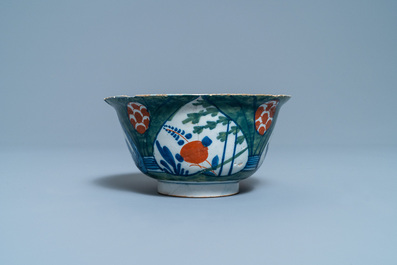 Un ensemble en fa&iuml;ence de Delft polychrome &agrave; d&eacute;cor 'quatre coeurs', 1&egrave;re moiti&eacute; du 18&egrave;me