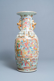 A large Chinese Canton famille rose vase, 19th C.